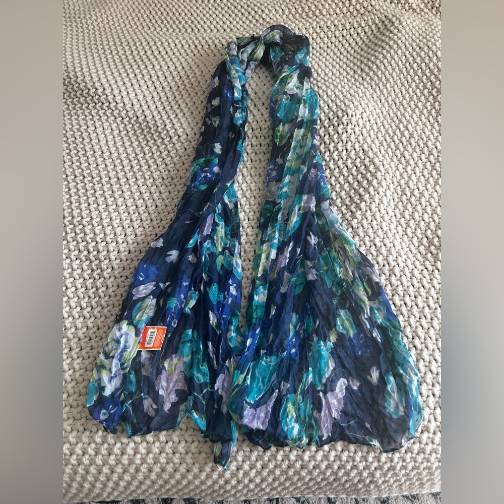 West Loop Colorful Polyester Scarf - Picture 4 of 6